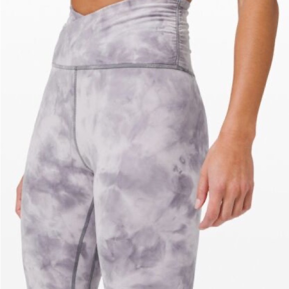 Lululemon diamond dye super high-waisted Align - Picture 3 of 6